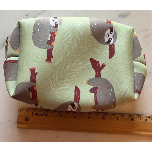 NEW L Parkin Sloth 8.5"x4.5" Pencil Case Green Travel Toiletry Waterproof - Picture 1 of 7
